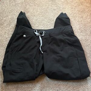 FIGS black scrub joggers